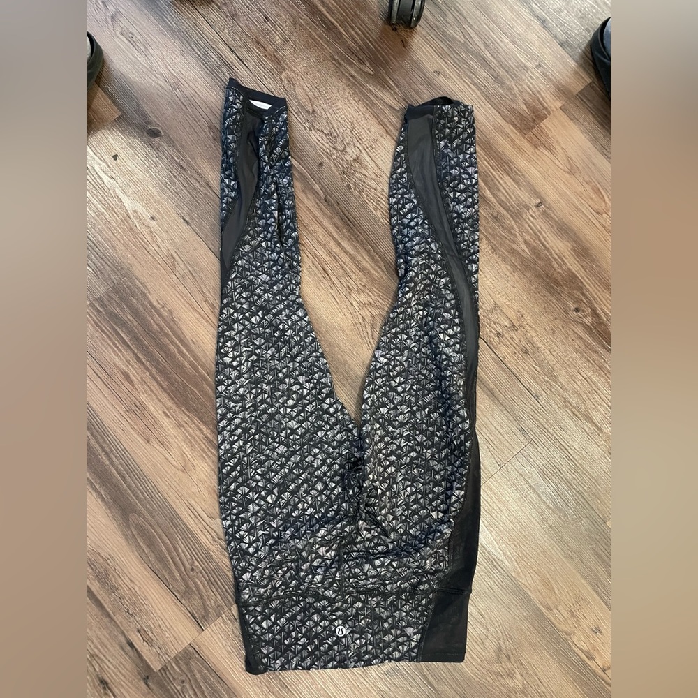 Lululemon tights *limited addition